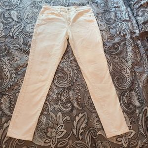 Universal Thread White High Rise Skinny Jeans